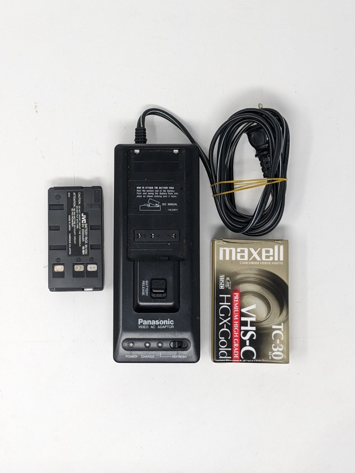 JVC (GRSXM735U) 400X Digital Zoom SUPER VHS Compact Camcorder w/ Case eBay