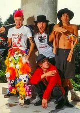 RED HOT CHILI PEPPERS - REFRIGERATOR PHOTO MAGNET 3"-5"
