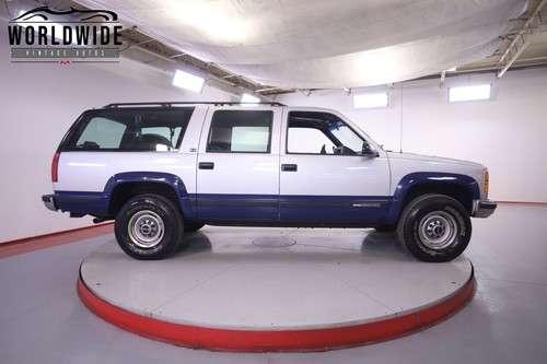 1994 GMC Suburban - Picture 4 of 12