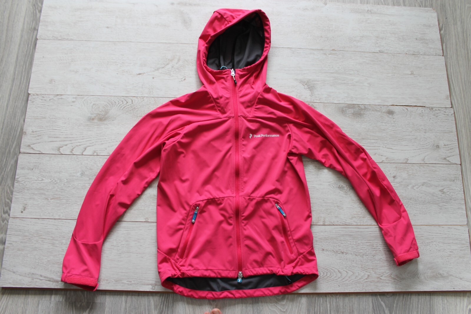 Peak Performance Women's SoftShell Jacket Pink Si… - image 2