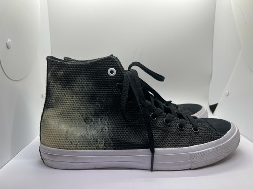 converse moon and star