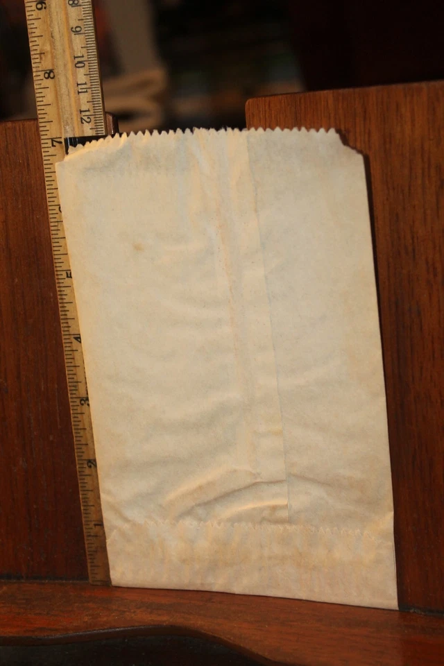 Antiguo paquete vacío de bolsa de tabaco para mascar Buckeye Foto 2 de 2