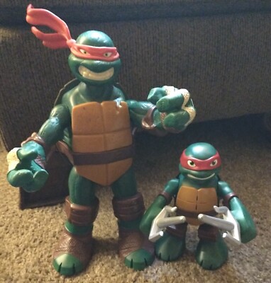 Vintage Viacom Teenage Mutant Ninja Turtle set of two 10-in Rafael n 6-in Rafael