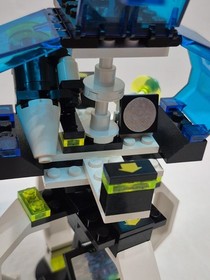 Lego Vintage Space Exploriens 6899-Nebula Outpost. Not Complete w/2 Figures 1996