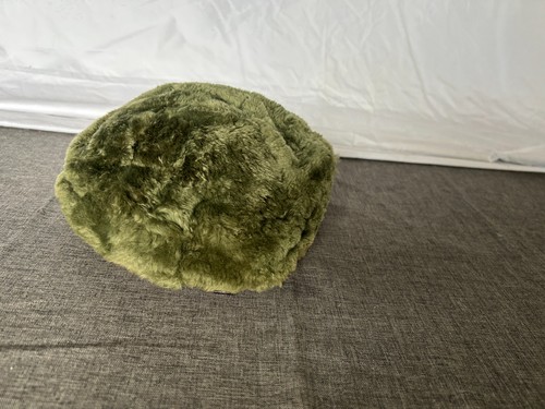 Lot 3 Vintage Women’s Hats: Fur-Look Pillbox, Green Beret, Olive Plush Cossack - Picture 14 of 17