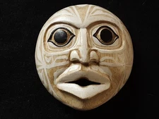 CLASSIC NORTHWEST COAST DESIGN, "MOON" CARVED WOODEN MASK,  EUG-0725*08924