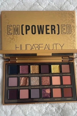 HUDA BEAUTY EMPOWERED EYESHADOW PALETTE BNIB