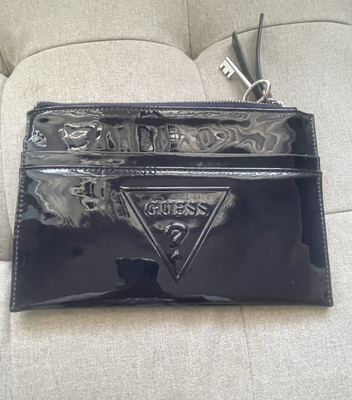 Guess Wristlet Navy Blue | Non Returnable