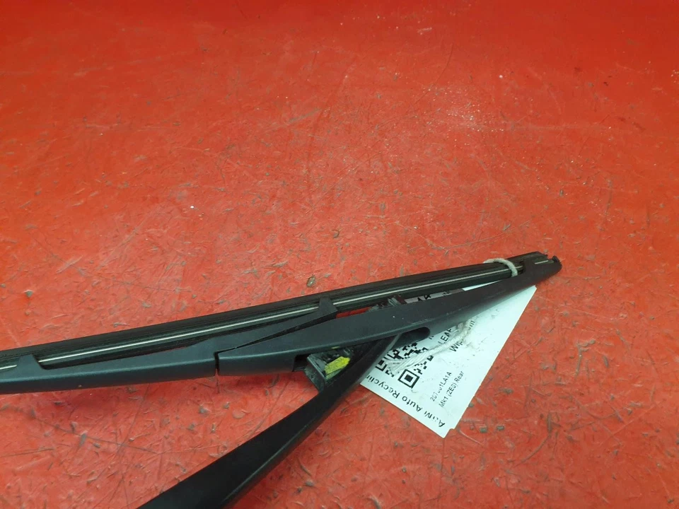 Brazo limpiaparabrisas trasero Nissan LEAF 2017 5 PUERTAS ESCOTILLA Foto 3 de 4