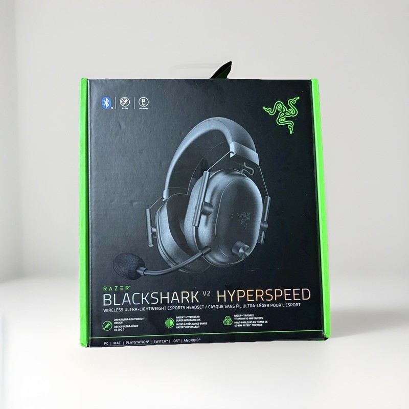 Razer - Blackshark V2 Hyperspeed Wireless Gaming Headset - Black NEW