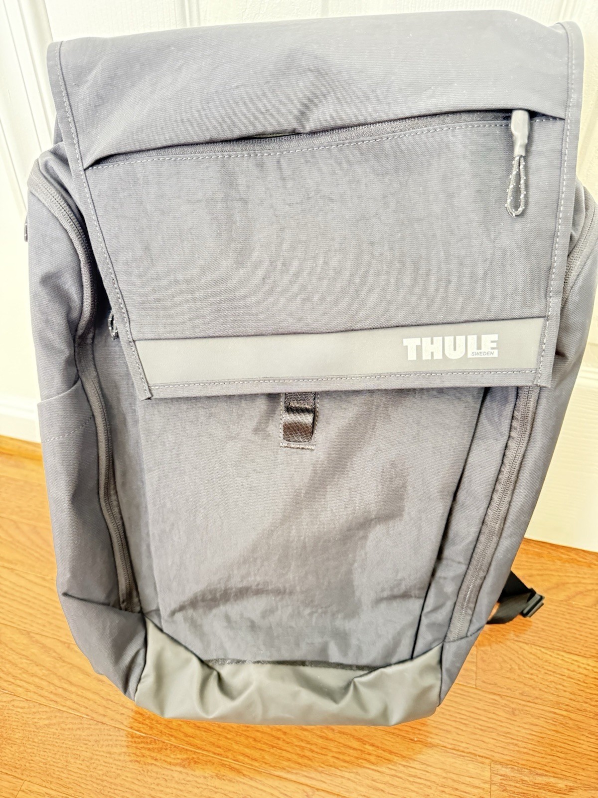 Thule Paramount 27L - image 1