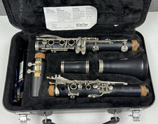 Yamaha YCL-255 Clarinet with Padded Hard Case