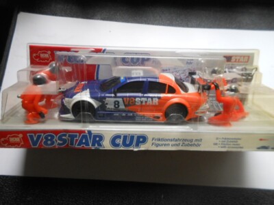 Rar: Jaguar S-Type V8 Star mit Figuren von Dickie in 1:24