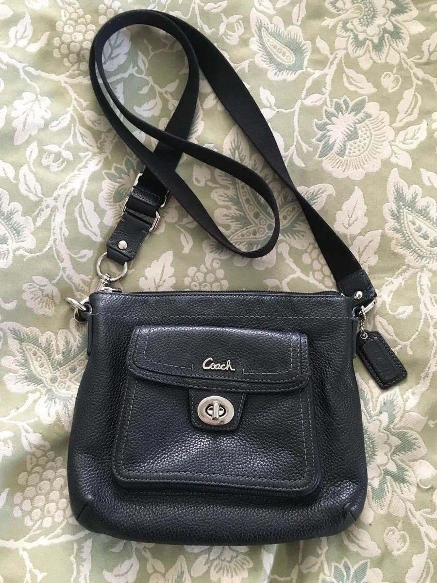 Coach shop swing pack