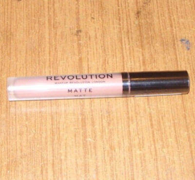 Revolution - Matte Liquid Lipstick - Sugar Coated