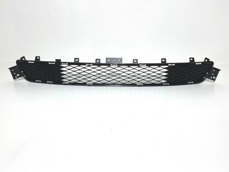 New Front Bumper Lower Grille Black Plastic Fits 2018 Infiniti Q50 IN1036112 - Imagem 2 de 4