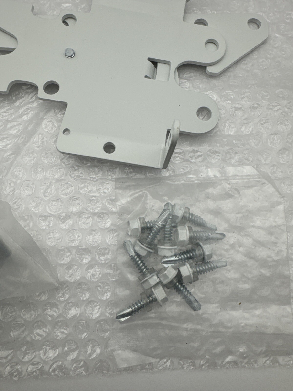 Double Locking Gate Latch White (for Vinyl, Wood, PVC etc Fencing)