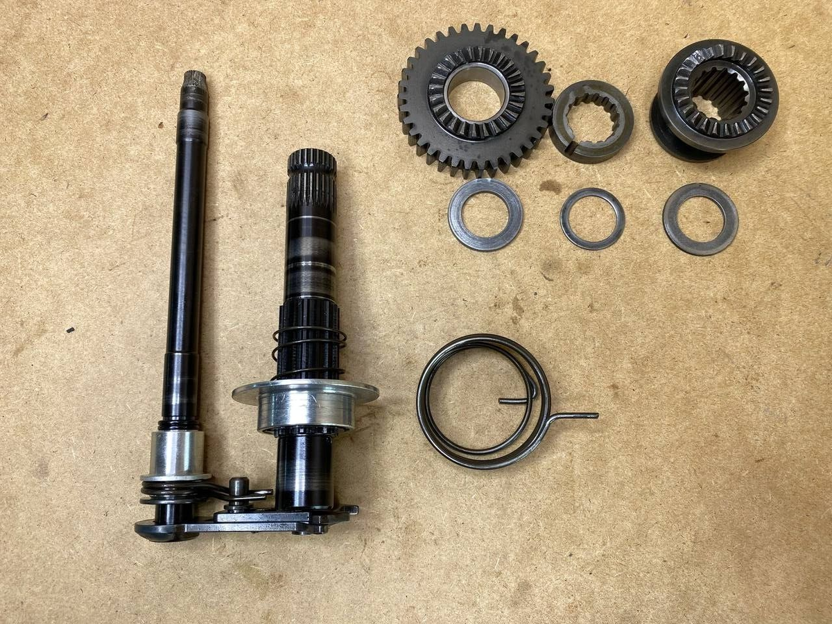 KTM 200DUKE エンジン周り一式　積替マニュアル画像60点付き KTM 620 duke 625 sxc 640 LC4 adventure shaft kickstarter kick