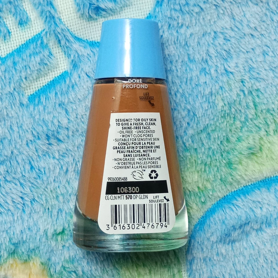 COVERGIRL Clean Matte Liquid Foundation, 570 Deep Golden 1 fl oz Liquid New - Image 3 of 4