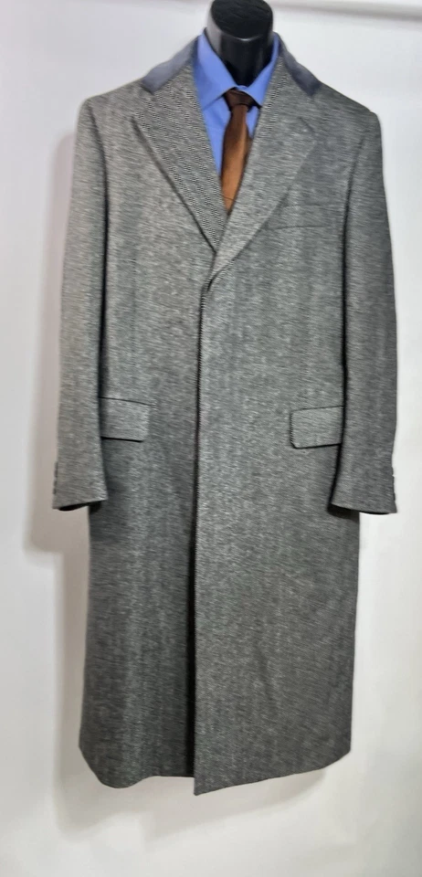Paul Stuart Herringbone Overcoat Mens 41 Long Black & White Wool Velvet Collar - Image 2 of 4