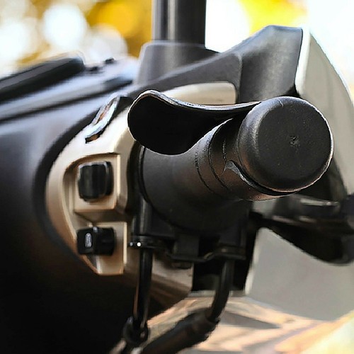 Motorbike Motorcycle Grip Throttle Assist Rest Replaces Rest High Quality - Picture 4 of 17