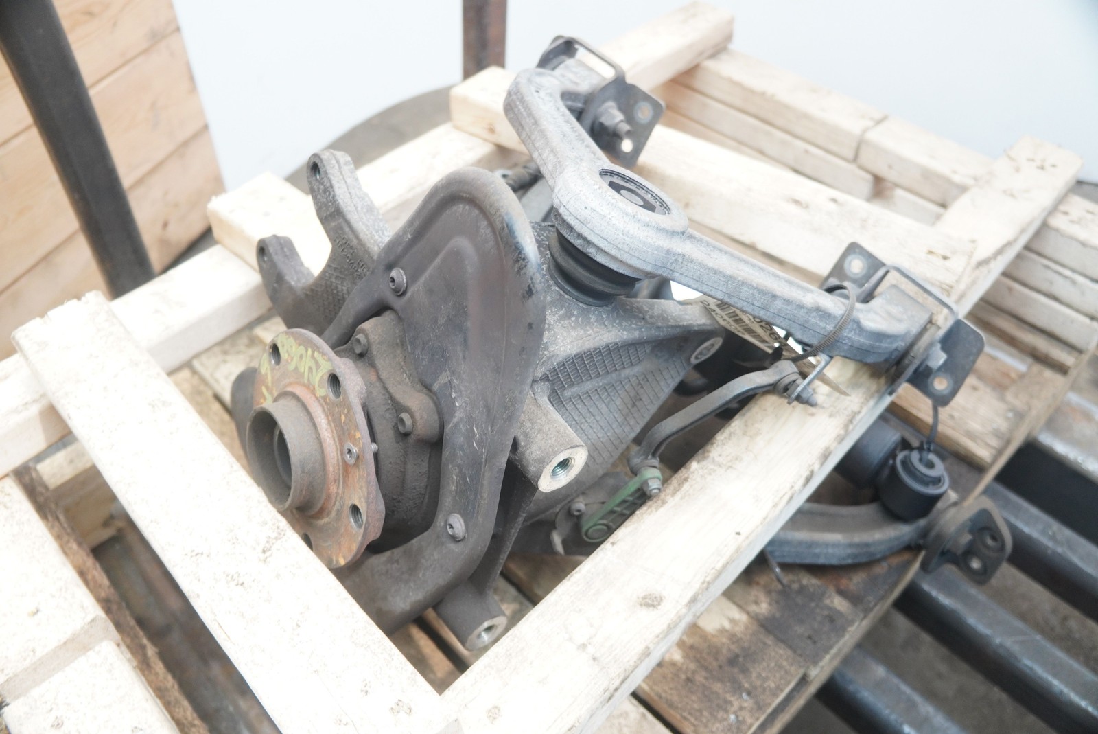Rear Right Knee Spindle Knuckle Control Arm Strut OEM 420505434F Audi R8 2010-15