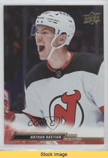 2022-23 Upper Deck Series 1 Silver Foil Nathan Bastian #106 READ 1a9z
