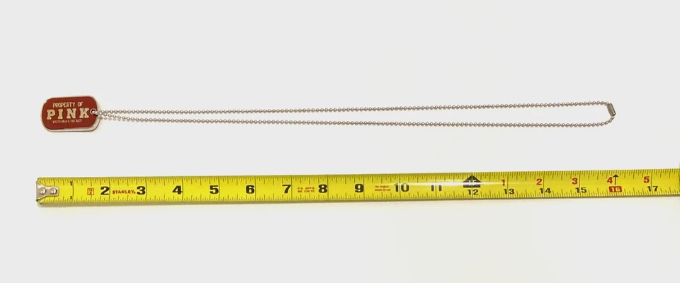 Collar Victoria's Secret Propiedad de Etiqueta de Perro Rosa Foto 4 de 4