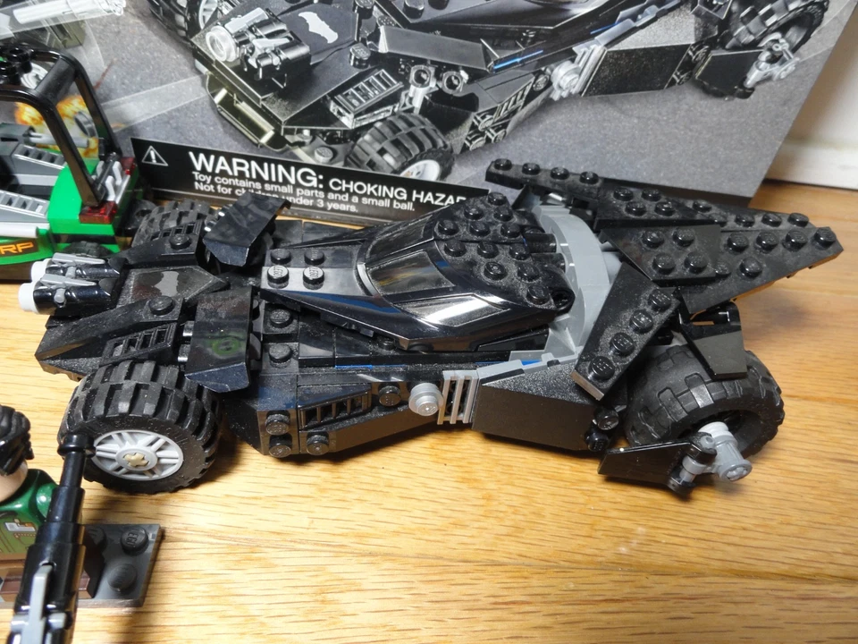 LEGO DC Comics Super Heroes: Kryptonite Interception 76045 98% Complete RETIRED - Image 4 of 4