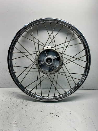 Suzuki F50 F 50 Cutlass Rear Rim / Wheel Assembly (1972) - Picture 5 of 11