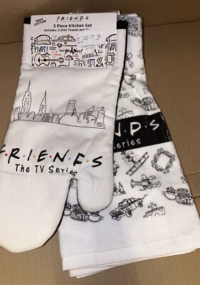 Friends TV Series City View Kitchen Oven Set 2 Towels 1 Oven Mitt New