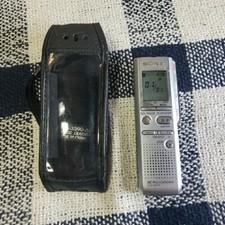 Sony IC Recorder ICD-B100 Handheld Digital Display Voice Recorder 16 MB Silver