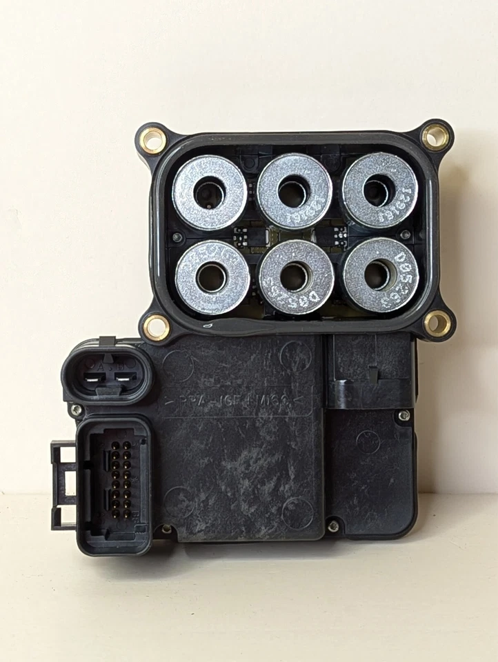原始设备制造商五十铃 ABS 控制模块 97357700 – 正品 NOS 制动 ECU 替换件 — 第 2/3 张图片