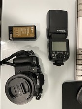 Fujifilm X-T3 with Viltrox 33mm and Godox TT685F