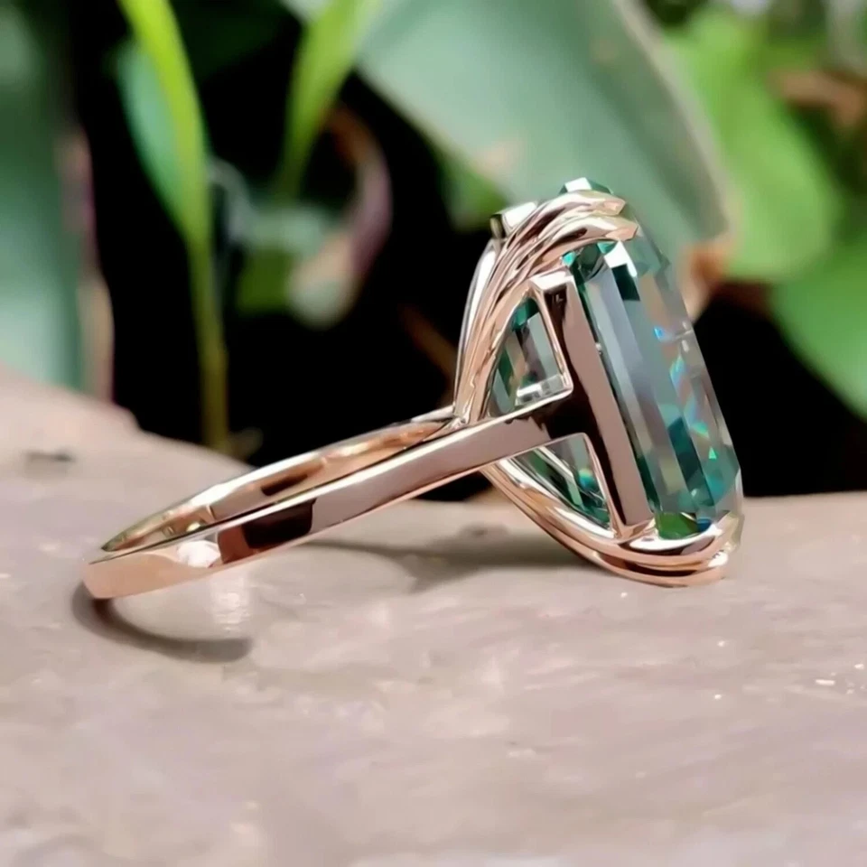 Сертифицированное кольцо с одним бриллиантом изумрудной огранки 5,5 карата из серебра 925 пробы - Изображение 3 из 4