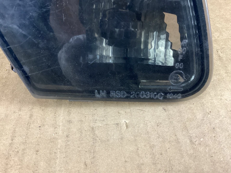 1999-2001 BMW 328i 328Ci E46 Rear Left Driver Inner Lid Mounted Tail Light OEM - Image 2 of 4