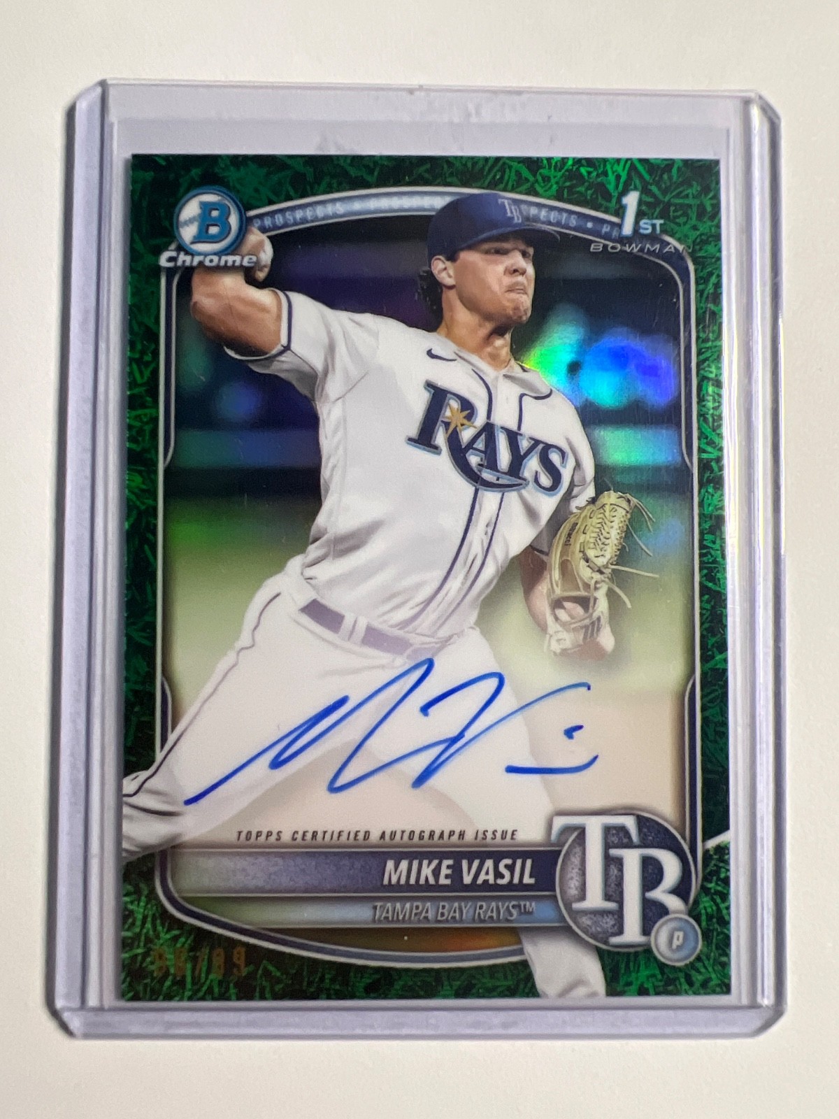 2025 Bowman Chrome 1st Mike Vasil Green Grass Refractor Auto #D /99 #CPA-MV