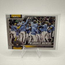 2026 Topps Series 1 Milwaukee Brewers #107 Milwaukee Brewers MLB Baseball Card