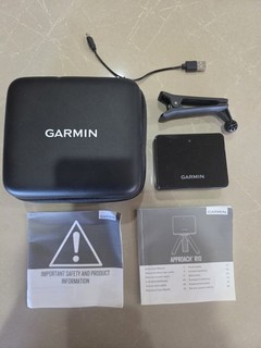 Garmin Approach r10 golf launch monitor Excellent Condition case stand & charger