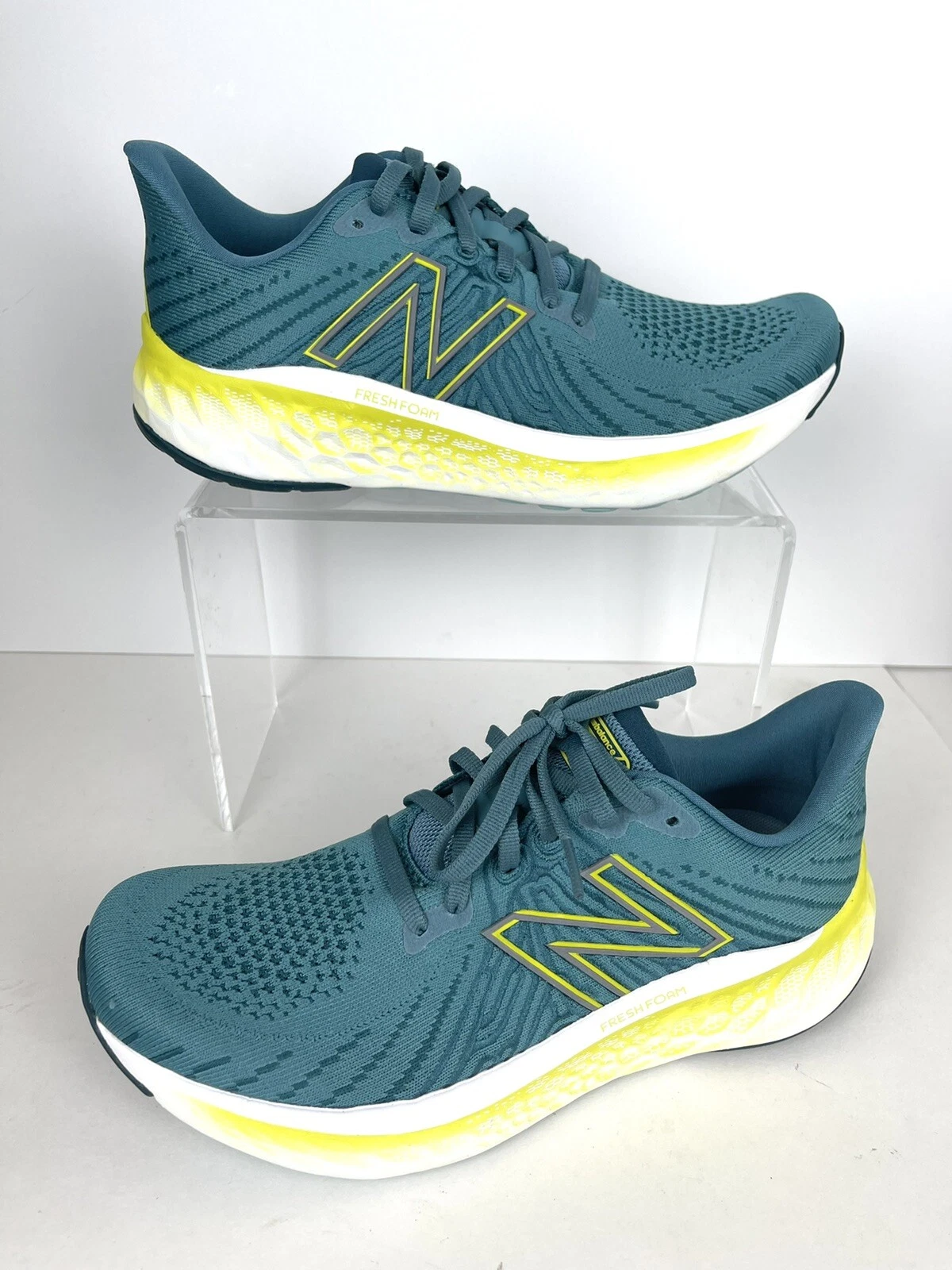 Scarpe da corsa New Balance fresche in schiuma X Vongo V5 2E da uomo verdi MVNGOTY5 taglia 7