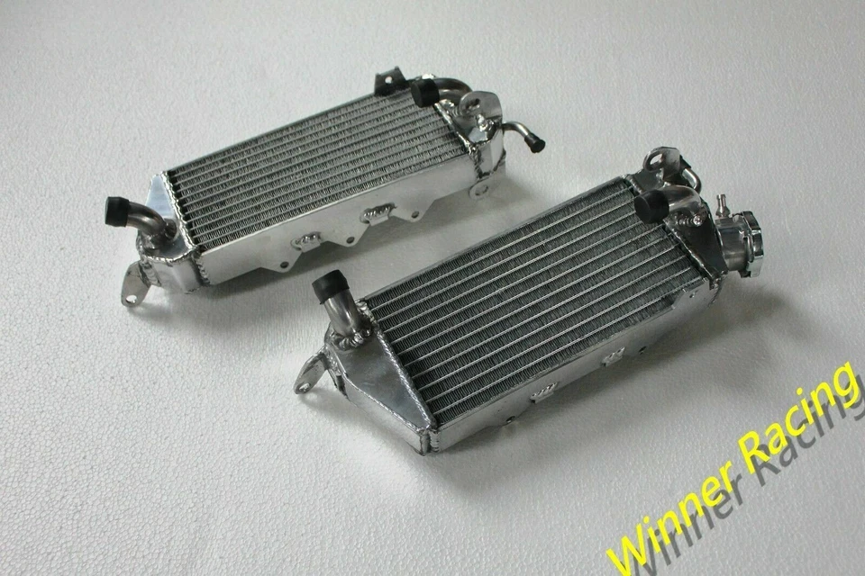 Radiador de aluminio y manguera de silicona apta para Cagiva WMX125 WMX250 1985-1988 WRK125 88 Foto 4 de 4