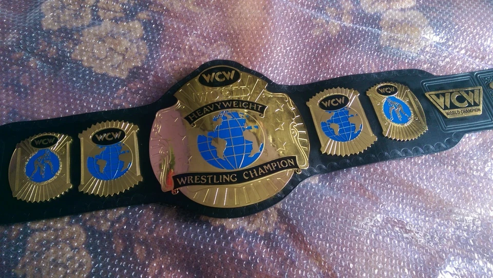 Cinturones de Campeonato Mundial de Lucha Peso Pesado WCW Foto 3 de 4