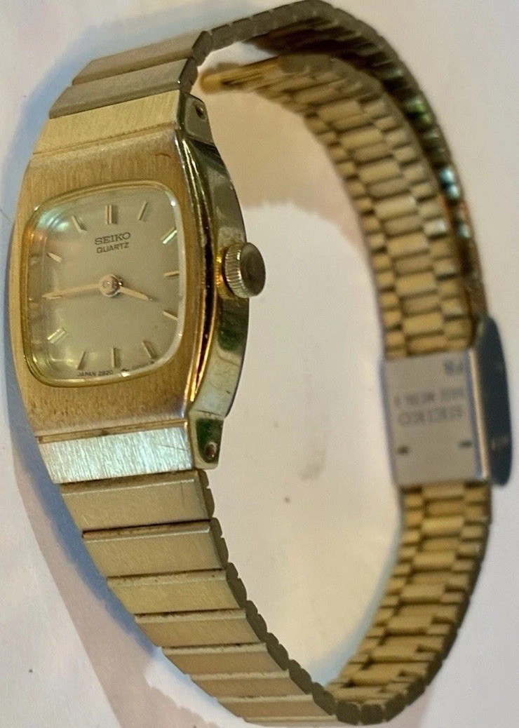 Square 🐥🐥Rare 1980s🐥🐥 SEIKO Tank Unique Vintage Watch Women GoldPlated - vintagewatches.pk