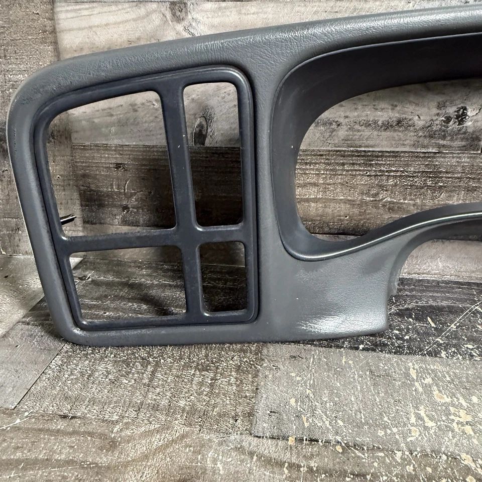 Chevrolet Silverado 1999-2003 velocímetro tablero bisel panel moldura envolvente gris Foto 2 de 4