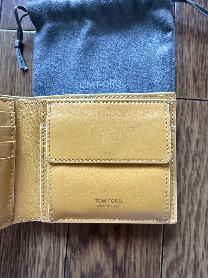 Cartera Tom Ford Doble Plegable Cuero Beige Unisex Con Caja Hecha en Italia Foto 3 de 4
