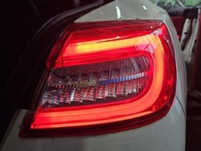 Feu arrière Maserati QUATTROPORTE