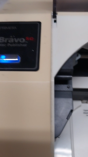 *NON TESTÉ EN L'ÉTAT* Primera Bravo SE Auto Printer Disc Publisher sans cordon d'alimentation - Vidéo 1 sur 1
