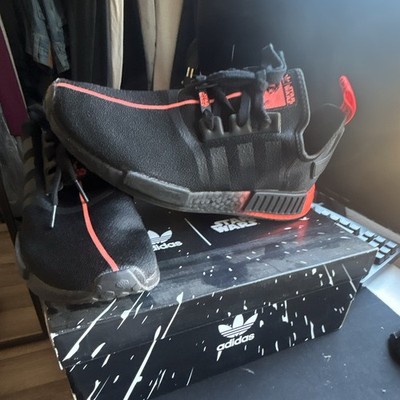 adidas Star Wars NMD R1 Darth Vader Black/Red Lace Up Men s Sneakers FW2282
