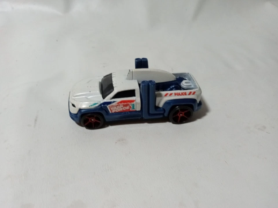 Hot Wheels Diesel Duty Police Task Force Vehicle - Image 4 of 4
