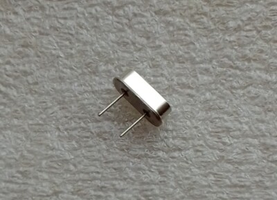 20x Quarz 16MHz HC-49S 10ppm X49SD16MSB2SI